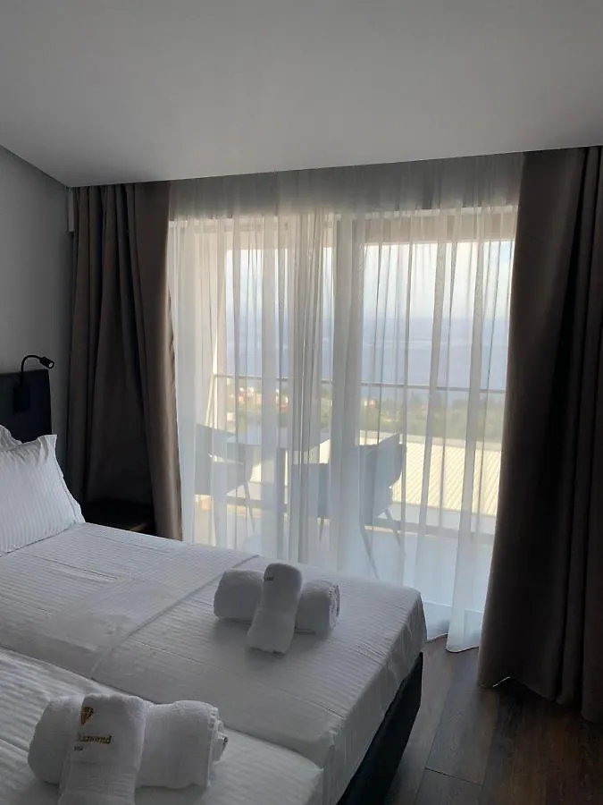 Black Diamond Hotel Dhërmi