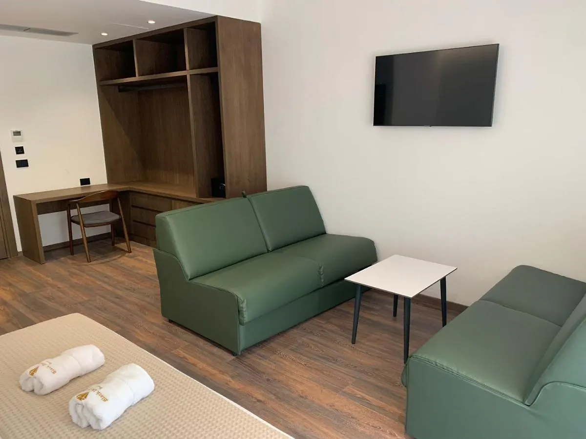 Black Diamond Hotel Dhërmi