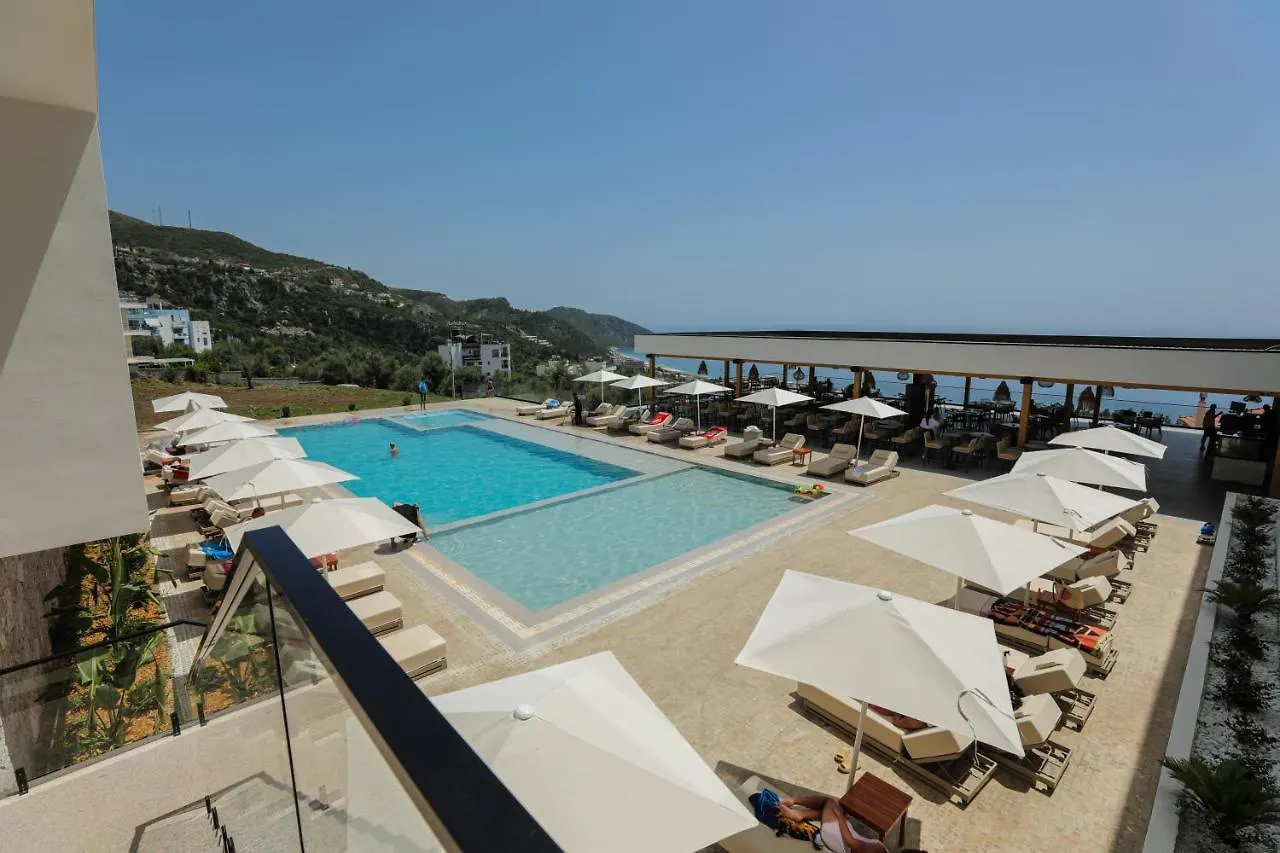Black Diamond Hotel Dhërmi 4*,  Albania