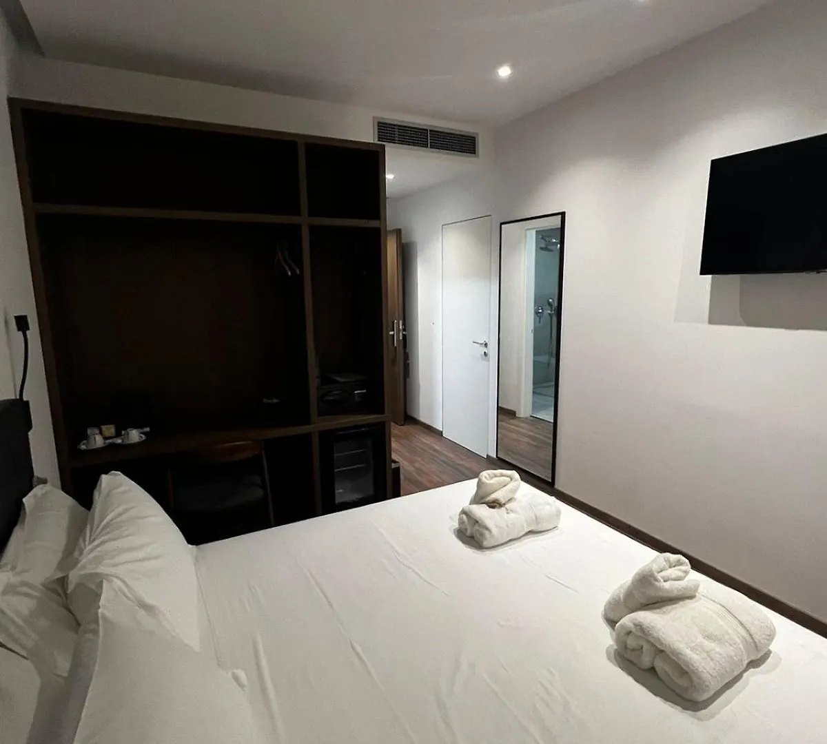 Black Diamond Hotel Dhërmi