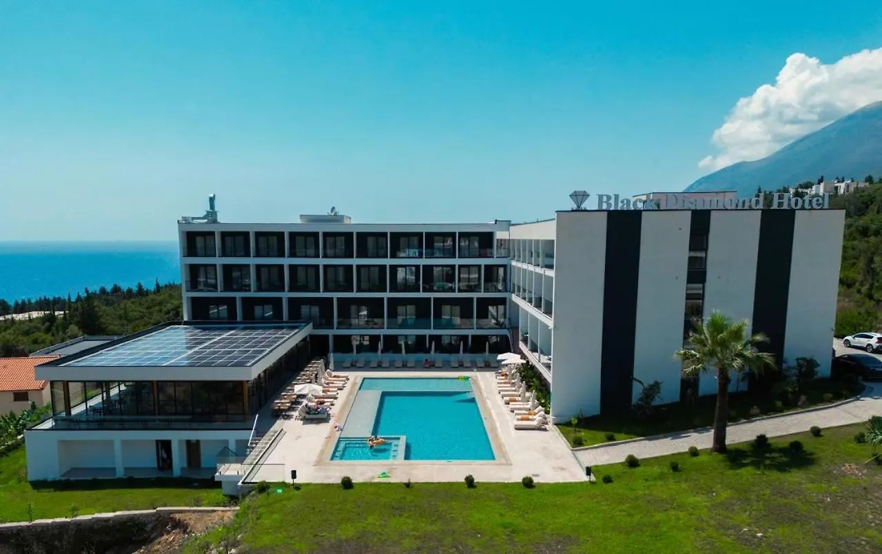 Black Diamond Hotel Dhërmi